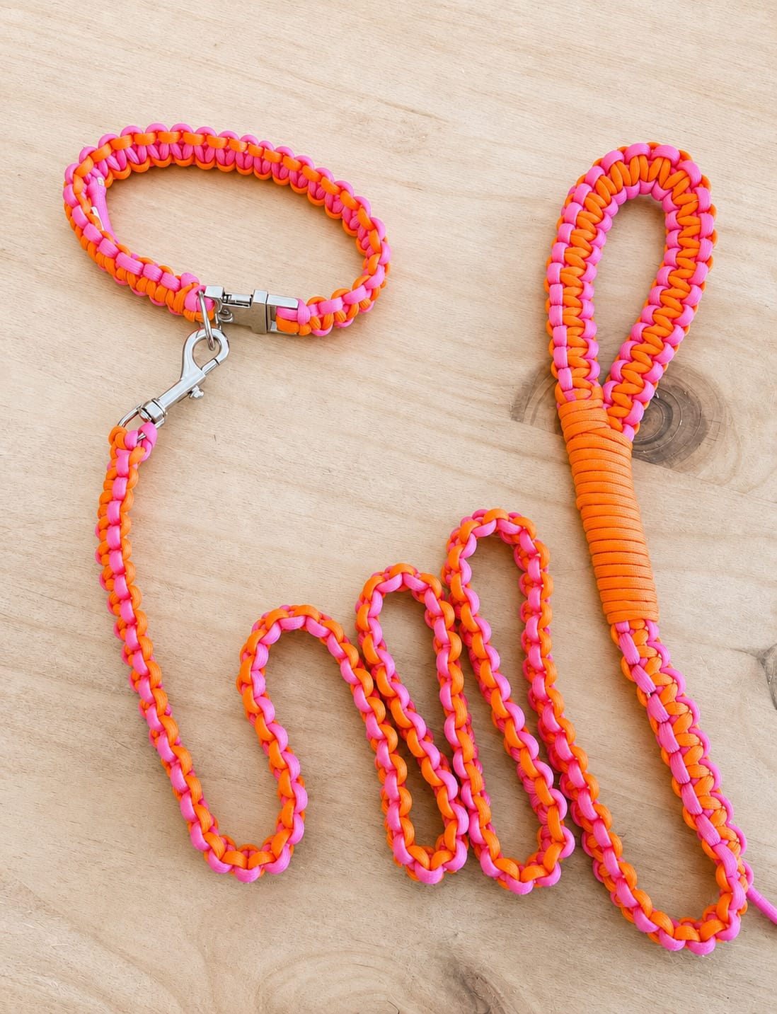 Paracord Leashes 6 Paracord Leashes - Image 6
